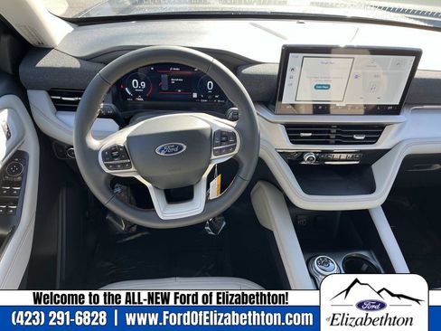 New 2026 Ford Explorer Active image 12