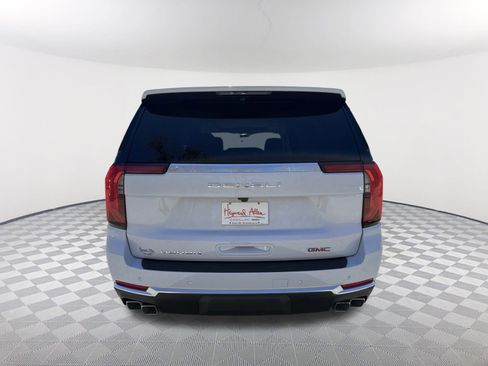 New 2026 GMC Yukon XL Denali image 7