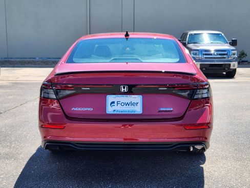 Used 2025 Honda Accord Sport image 6