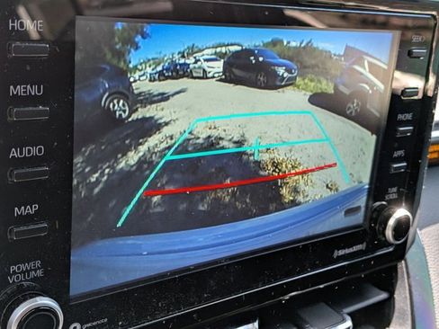 Used 2022 Toyota Corolla SE image 5