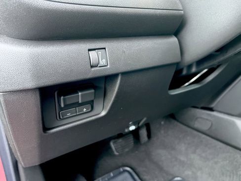 New 2026 Chevrolet Colorado Trail Boss AWD/4WD image 16