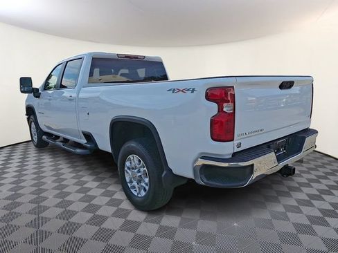Used 2025 Chevrolet Silverado 2500 LT w/ Safety Package AWD/4WD image 4