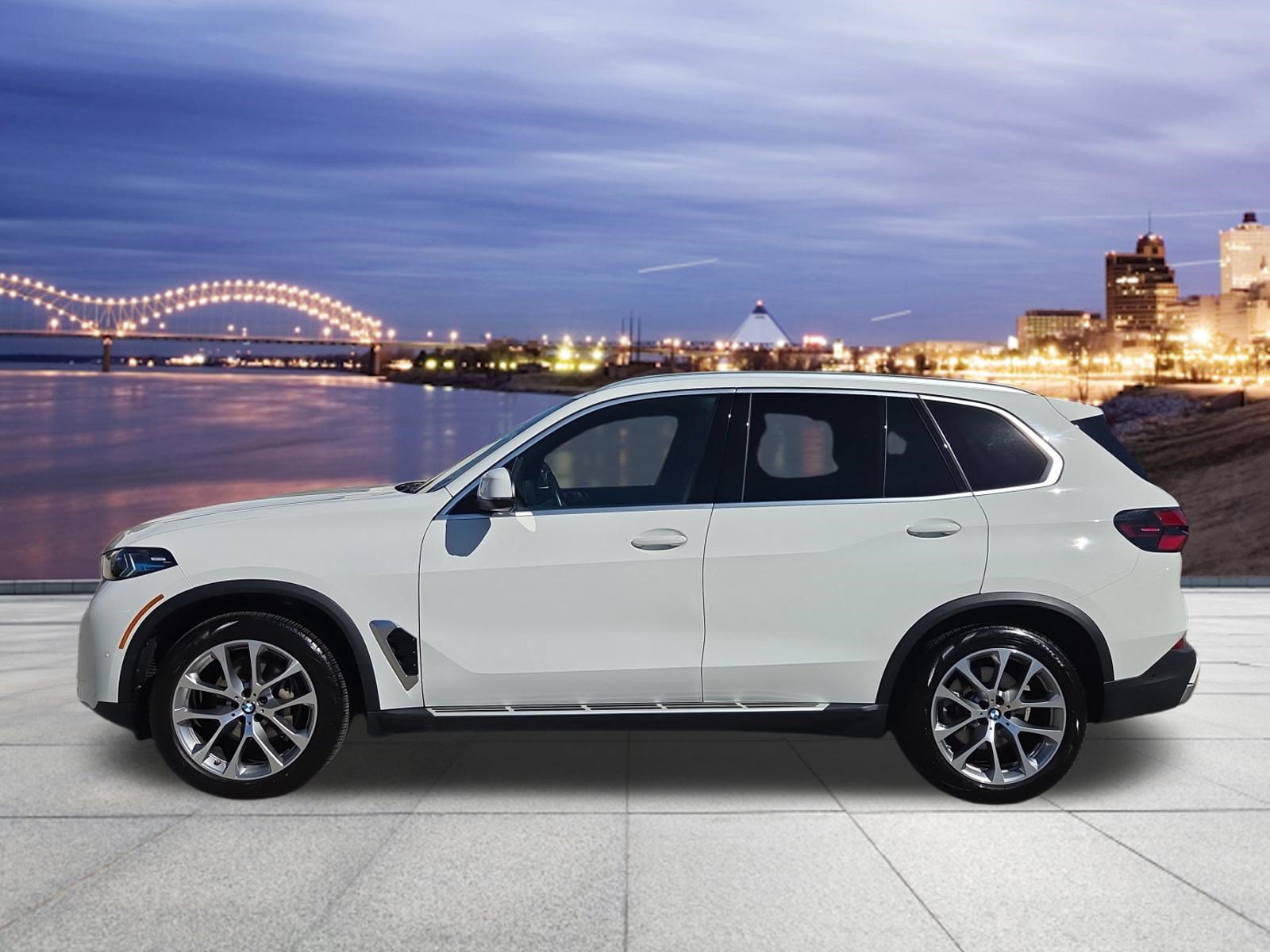 Used 2026 BMW X5 sDrive40i RWD image 2