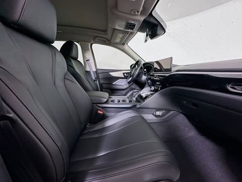 Used 2025 Acura MDX FWD image 34