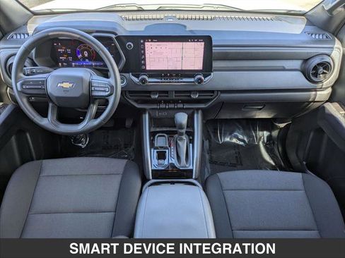 Used 2025 Chevrolet Colorado W/T RWD image 18