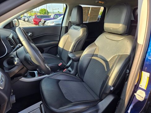 Used 2019 Jeep Compass Latitude w/ Cold Weather Group AWD/4WD image 15