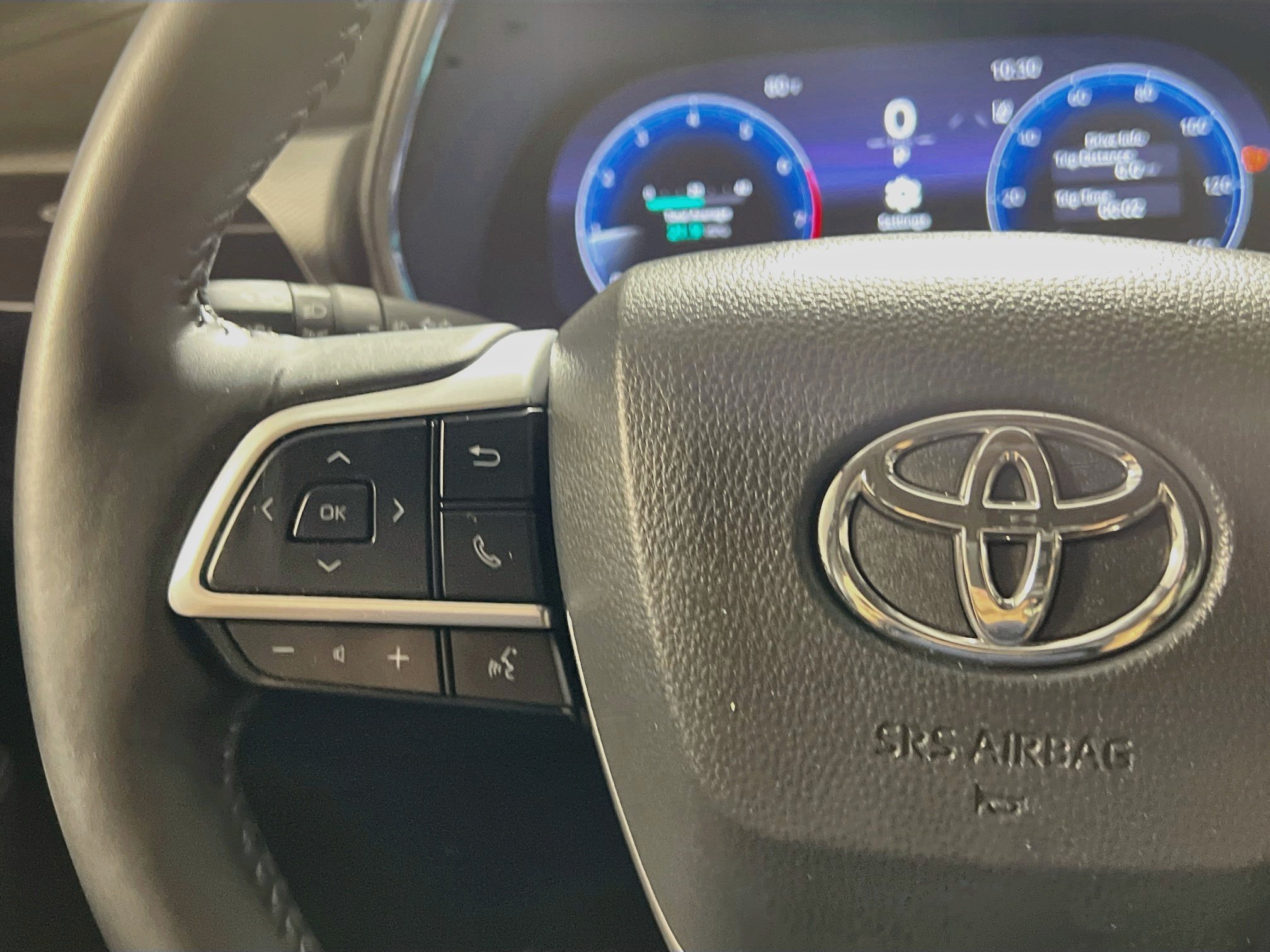 Used 2024 Toyota Highlander Platinum AWD/4WD image 19