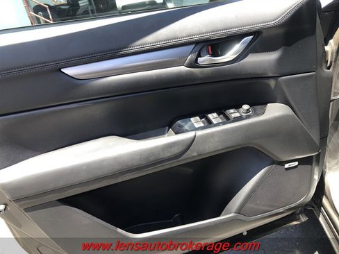 Used 2017 MAZDA CX-5 Touring w/ Preferred Equipment Package FWD image 9