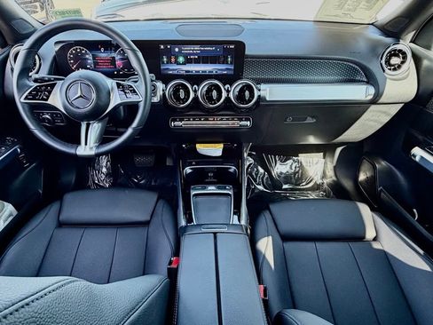 Certified 2026 Mercedes-Benz GLB 250 image 30