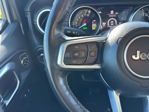 Used 2022 Jeep Wrangler Unlimited Sahara w/ Cold Weather Group image 13