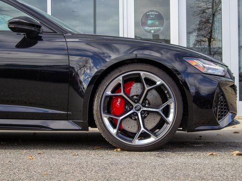 Used 2025 Audi RS 6 performance image 5