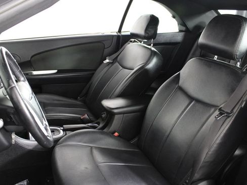 Used 2012 Chrysler 200 Touring image 18