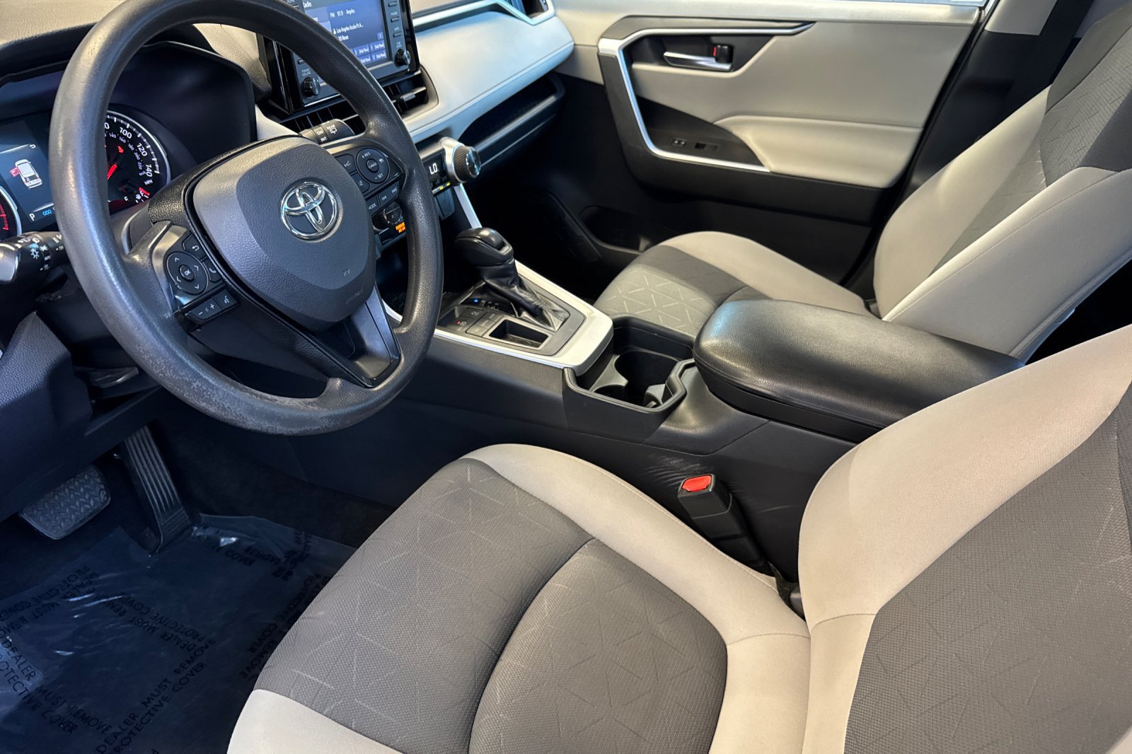 Certified 2019 Toyota RAV4 XLE w/ Carpet Mat Package FWD image 12