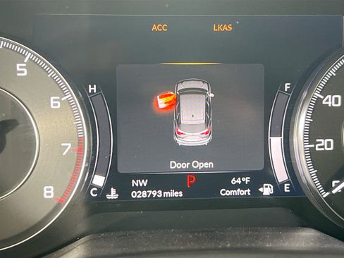 Used 2019 Acura RDX w/Technology Pkg image 12