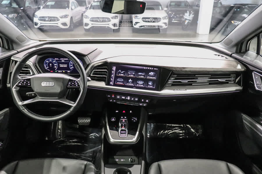 Used 2023 Audi Q4 e-tron Premium w/ Convenience Package RWD image 16