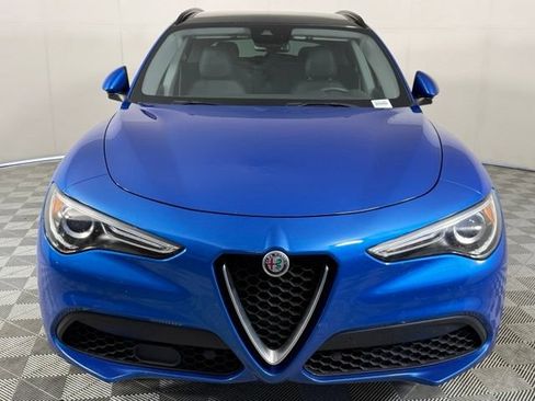 Used 2018 Alfa Romeo Stelvio Sport w/ Quick Order Package 22J Sport AWD/4WD image 11