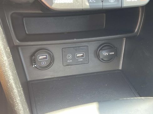 Used 2021 Hyundai Kona SE FWD image 29