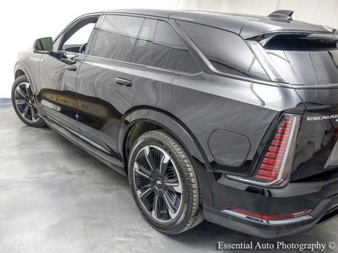 Used 2025 Cadillac Escalade IQ Sport 1 image 10