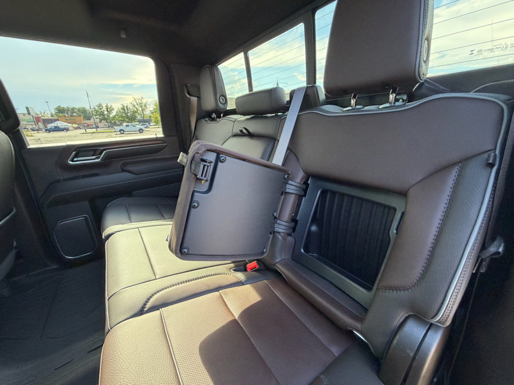 Used 2024 GMC Sierra 3500 Denali w/ Denali Reserve Package AWD/4WD image 14