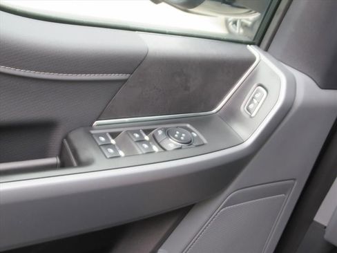 Used 2025 Ford F150 XLT w/ Equipment Group 302A MID image 30