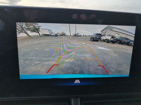 Used 2025 Chevrolet Trax RS w/ Driver Confidence Package image 14