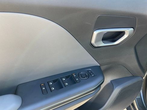 New 2026 Kia K4 FWD image 11