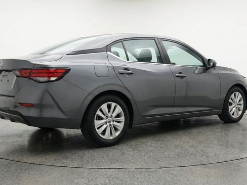 Used 2025 Nissan Sentra S FWD image 9