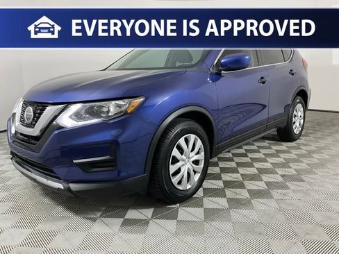 Used 2018 Nissan Rogue S FWD image 1