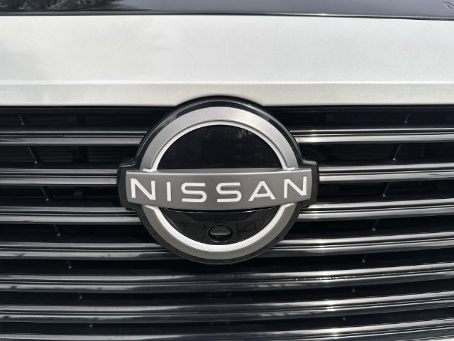 Used 2025 Nissan Murano SV AWD/4WD image 10