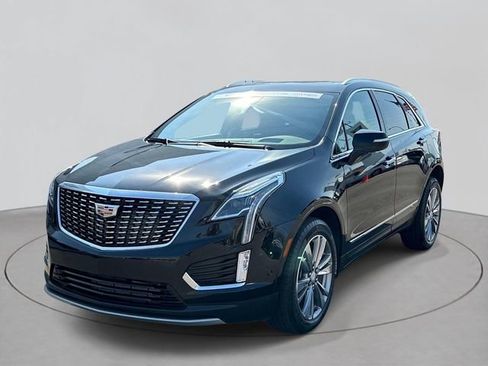 Certified 2025 Cadillac XT5 Premium Luxury w/ Technology Package AWD/4WD image 32