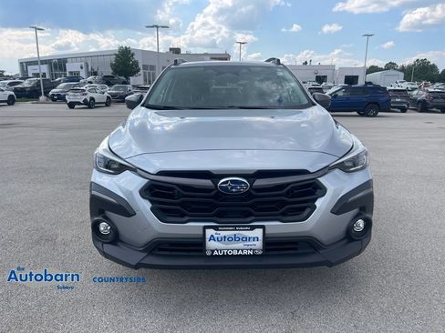 Used 2025 Subaru Crosstrek 2.5i Limited AWD/4WD image 8
