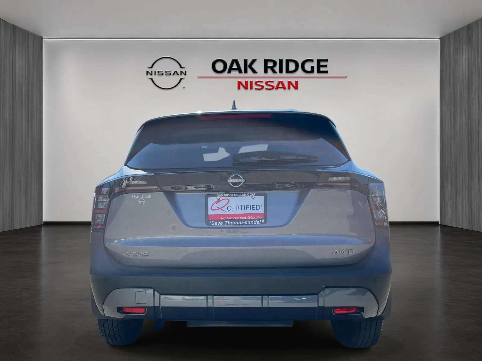 Used 2025 Nissan Kicks S AWD/4WD image 4
