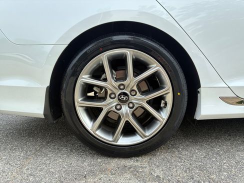 Used 2018 Hyundai Sonata Limited FWD image 27