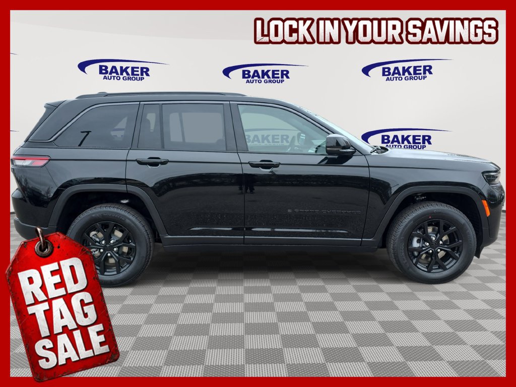 New 2026 Jeep Grand Cherokee Altitude AWD/4WD image 2