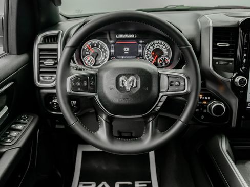 Used 2024 RAM 1500 Big Horn image 39