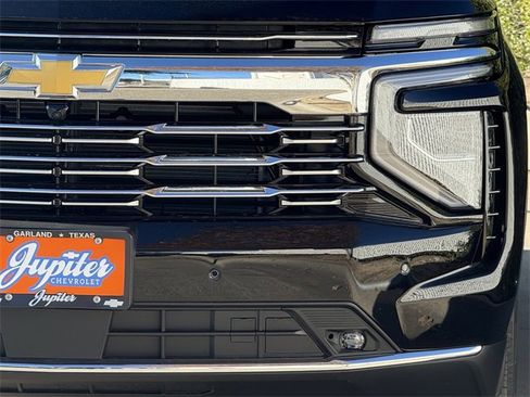 New 2026 Chevrolet Suburban Premier w/ Sun And Tow Package image 8