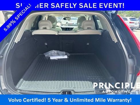 Certified 2024 Volvo XC60 B5 Core w/ Protection Package Premier AWD/4WD image 36
