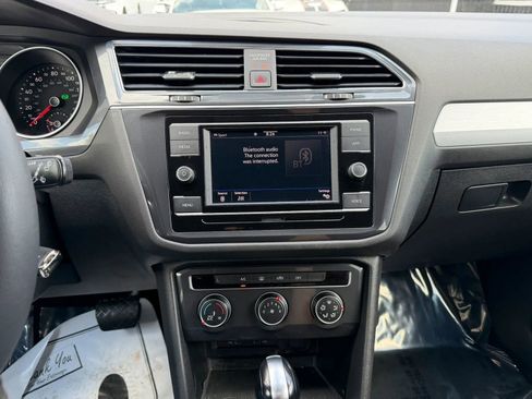Used 2021 Volkswagen Tiguan S image 18