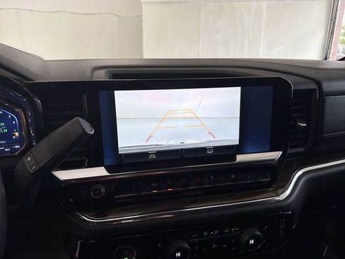 Certified 2024 Chevrolet Silverado 1500 LT image 25