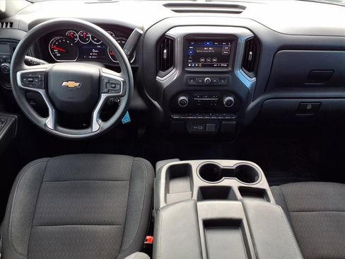 Used 2022 Chevrolet Silverado 1500 Custom w/ Safety Confidence Package image 12