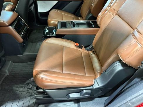 Used 2025 Lincoln Aviator Reserve w/ Equipment Group 201A AWD/4WD image 31