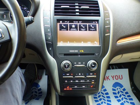 Used 2019 Lincoln MKC Select w/ Select Plus Package image 31