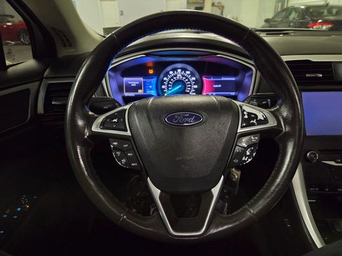 Used 2013 Ford Fusion SE FWD image 17