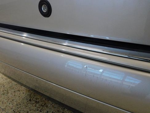 Used 1999 Mercedes-Benz E 320 4MATIC Sedan image 64