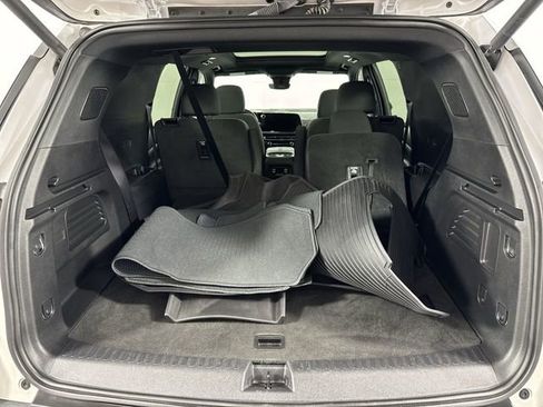 Used 2024 Chevrolet Traverse Z71 w/ Enhanced Driving Package image 34