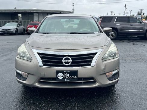 Used 2014 Nissan Altima 2.5 S w/ Display Audio Package image 4