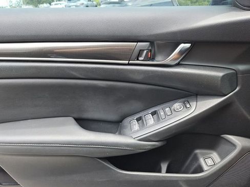 Used 2020 Honda Accord Sport image 16