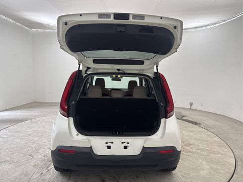 Used 2021 Kia Soul LX FWD image 25