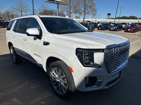 Used 2024 GMC Yukon Denali image 5