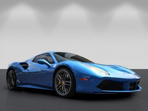 Certified 2018 Ferrari 488 Spider RWD image 9